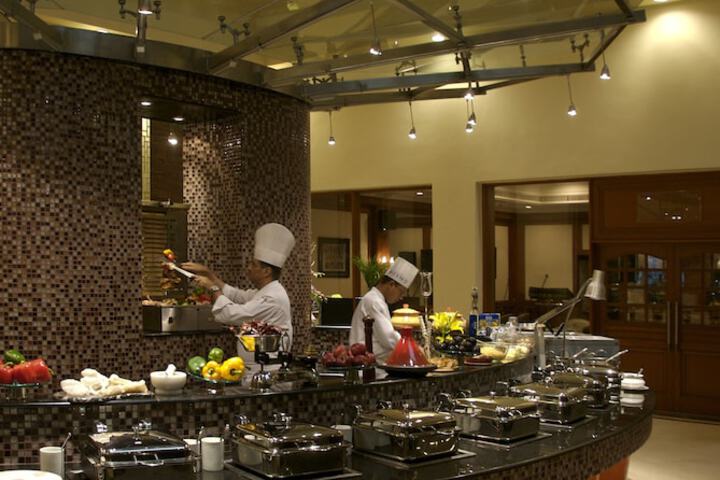 Dining 103 of 125