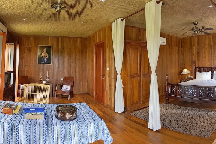 Room 9 of 44