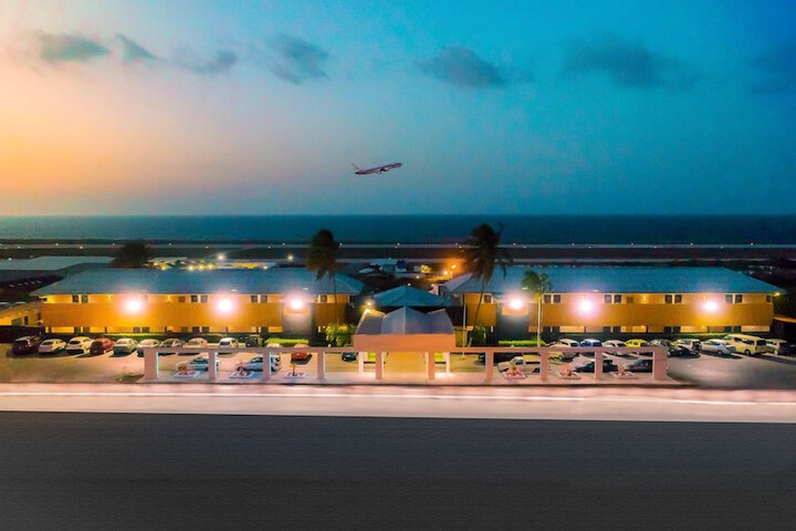 Curaçao Airport Hotel in Willemstad