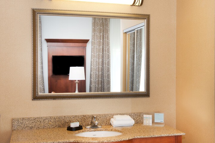 Bathroom sink