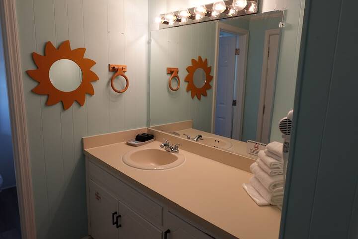 Room 194 of 282