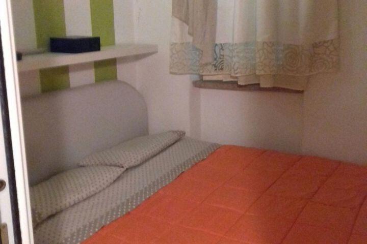 Room 7 of 7