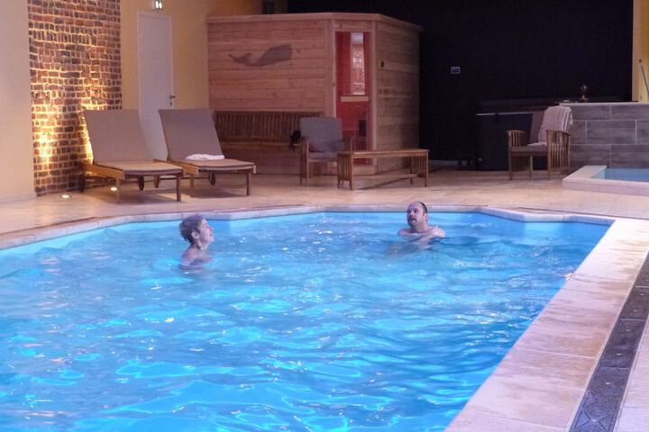 Pool 35 of 71