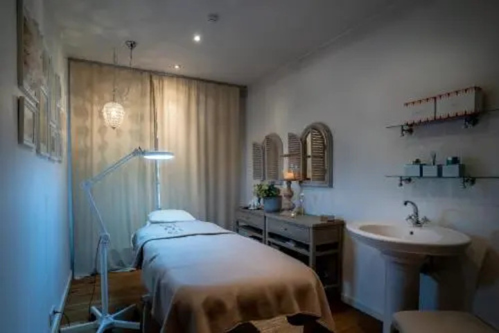 Spa 3 of 5