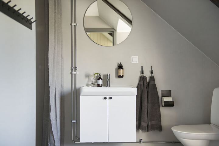 Room 25 of 58