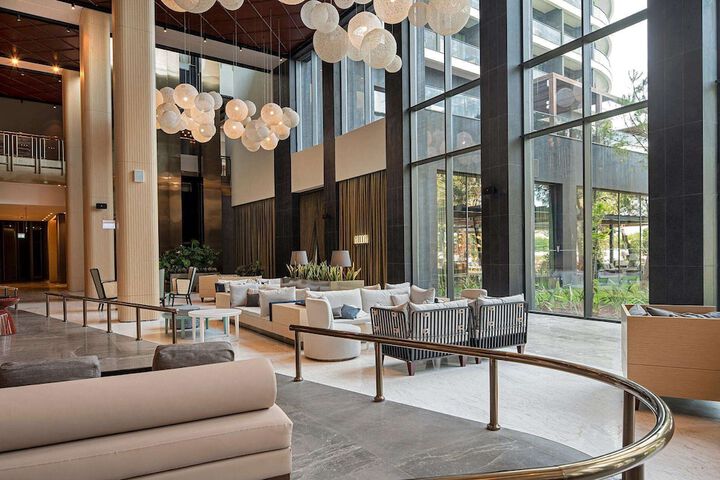 Guest Lobby