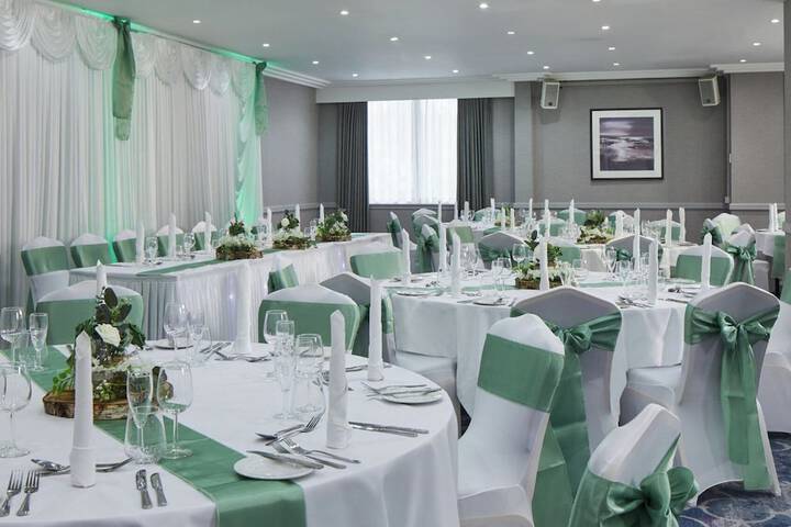 Ballroom/Hall 50 of 59