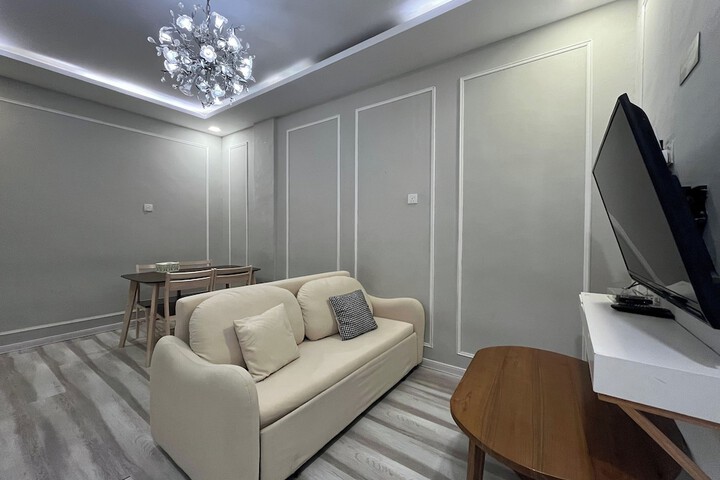 Room 27 of 50