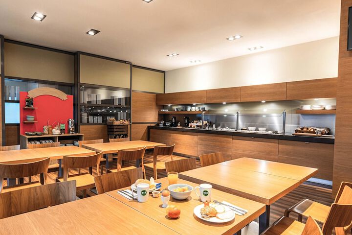 Dining Photos
