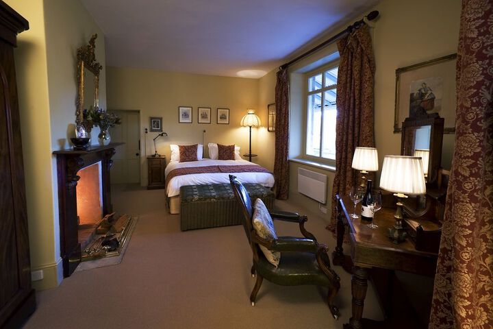 Room 16 of 74