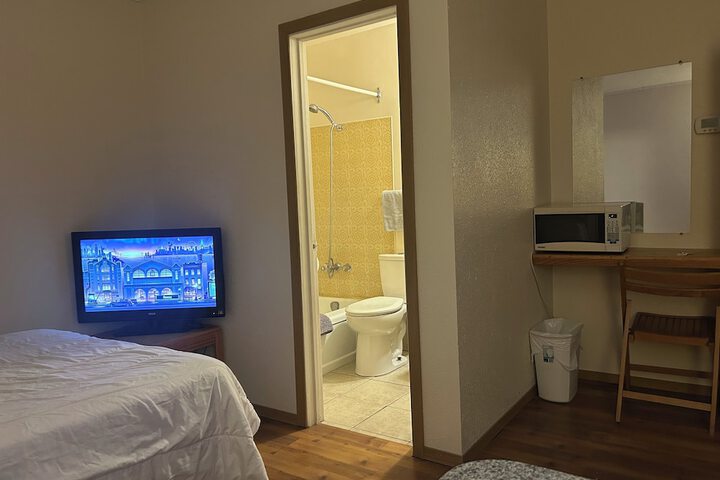 Room 11 of 44