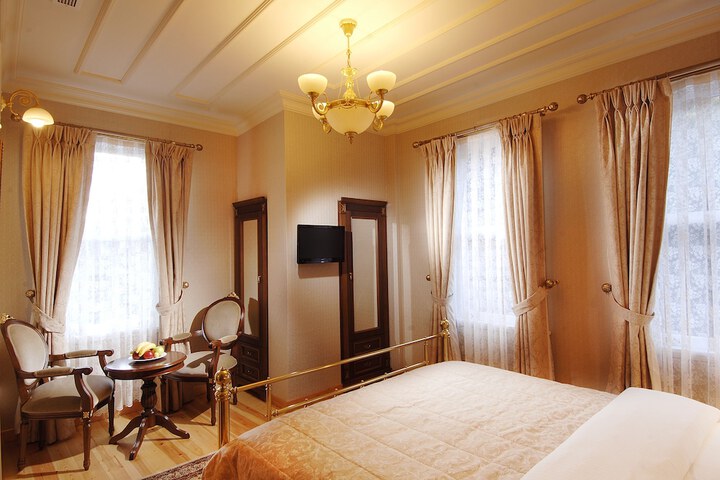 Room 18 of 55
