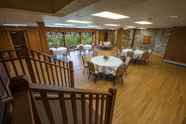 Banquet hall