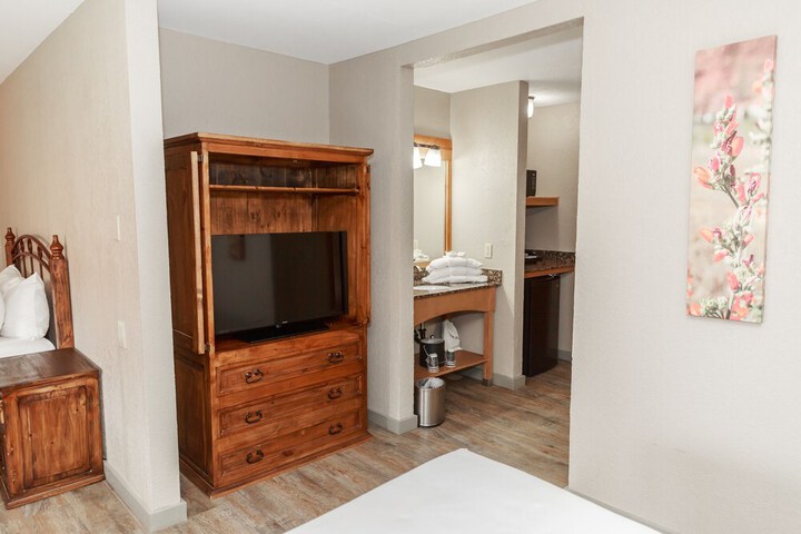Room 11 of 53
