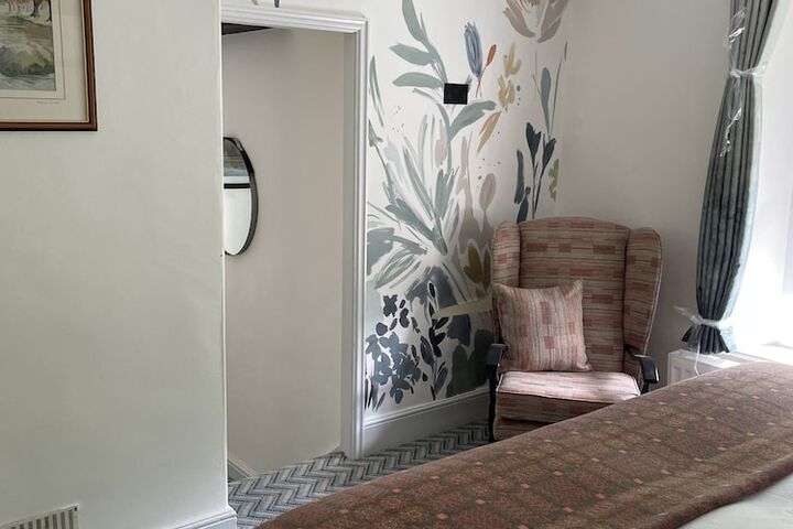 Room 14 of 60