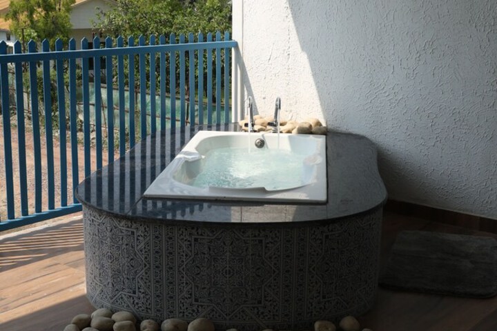 Terrace/Patio 33 of 102