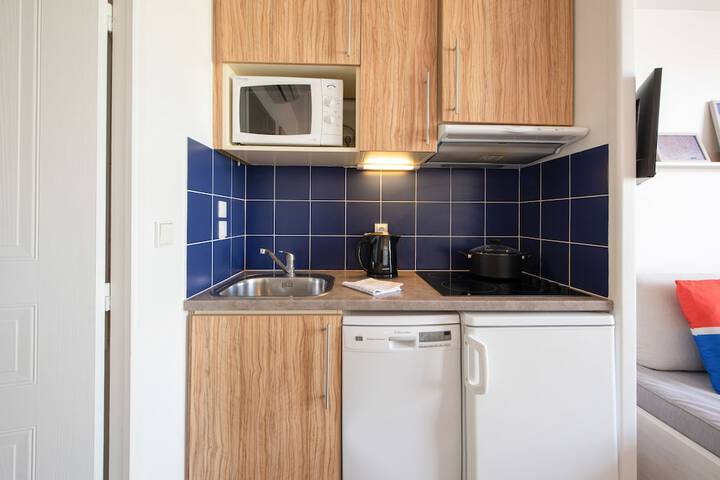 Private kitchenette