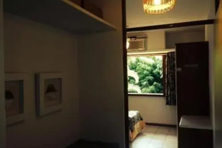 Room 3 of 11
