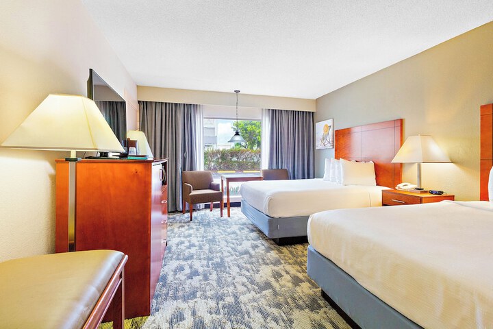Room 2 of 20