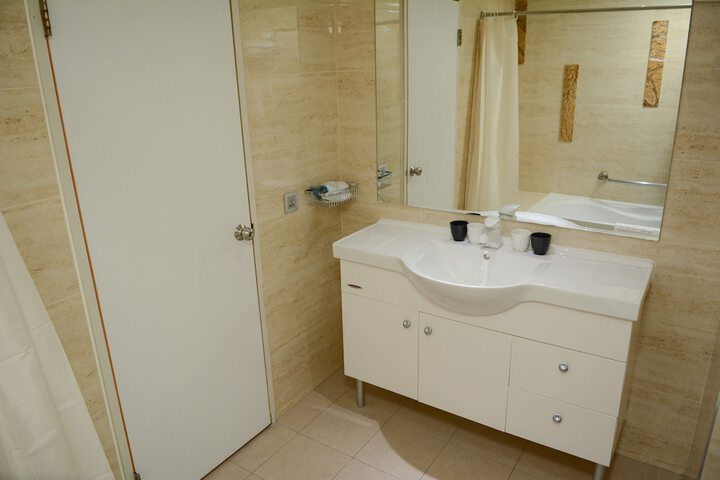 Room 18 of 52