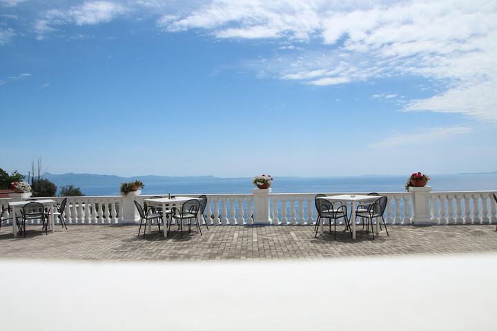 Terrace/Patio 51 of 56