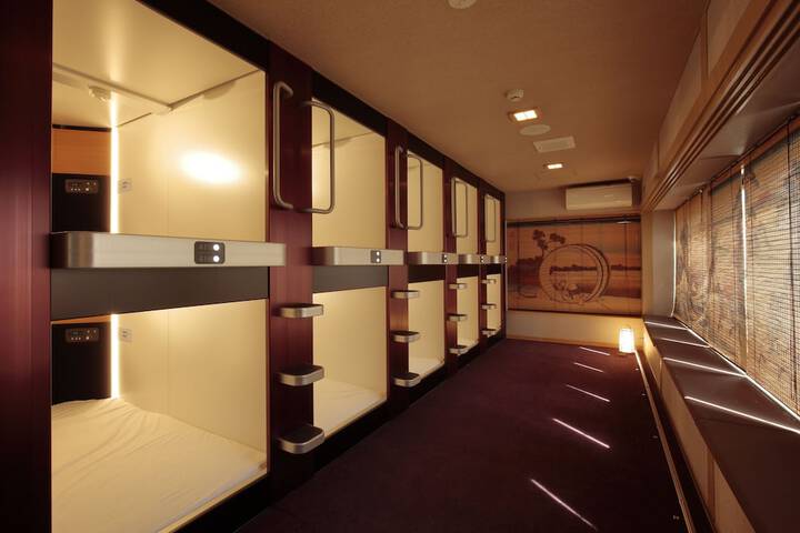 Room 2 of 29