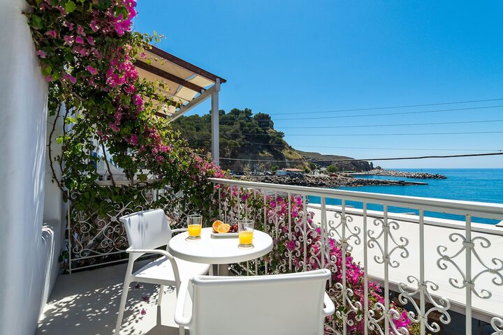 Terrace/Patio 44 of 74