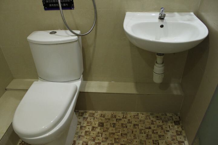 Clean Restrooms