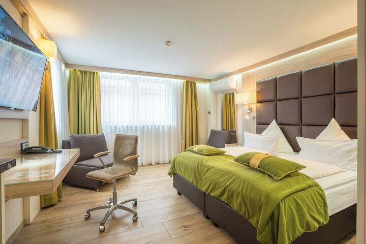 Room 10 of 71