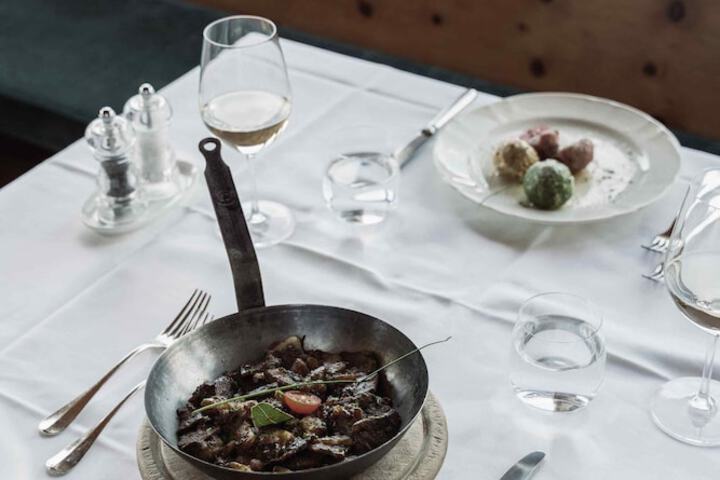 Dining 84 of 113