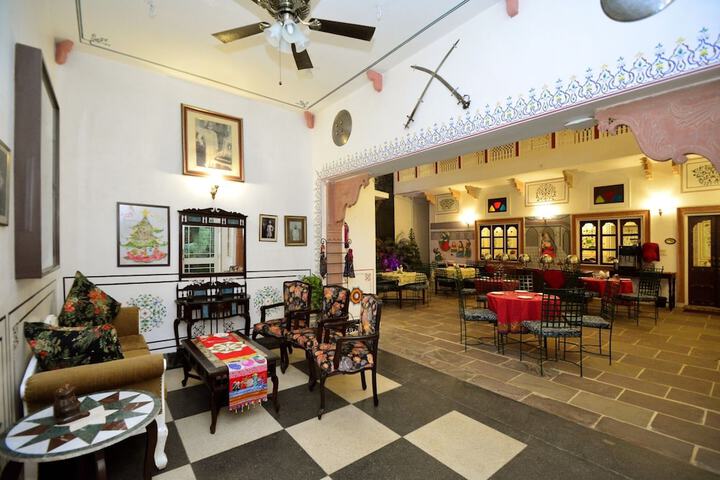 Lobby Entry