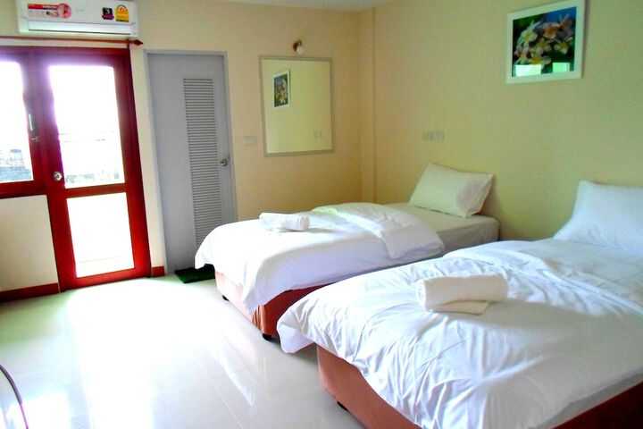 Room 7 of 22
