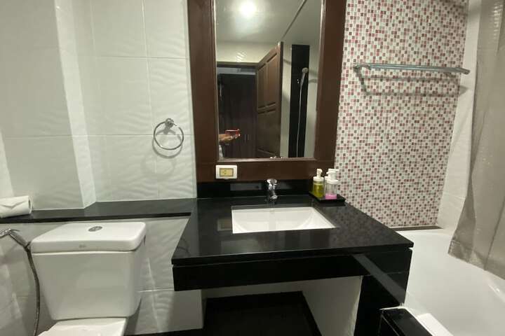 Room 71 of 95