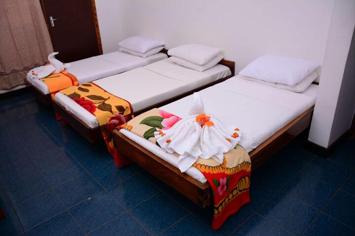 Room 6 of 48