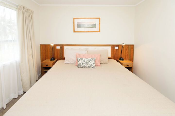 Room 7 of 48
