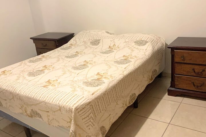 Room 4 of 49