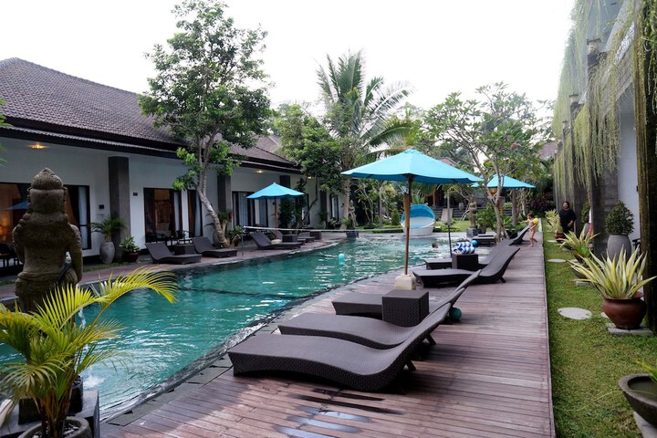 Pool 32 of 58