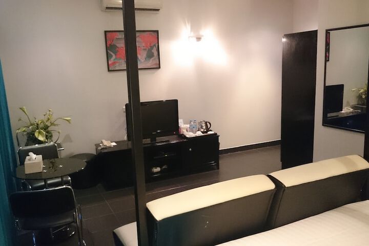 Room 20 of 116