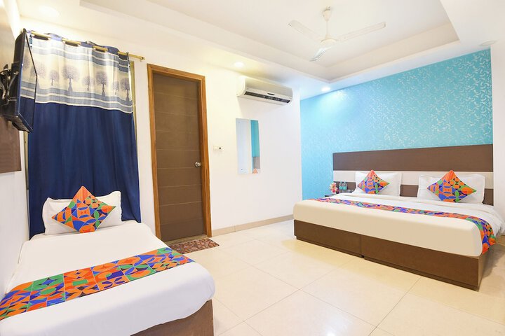 Room 16 of 39