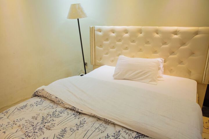 Room 2 of 26