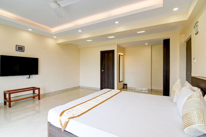 Room 8 of 27