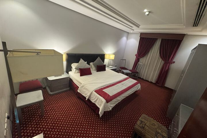 Room 15 of 61