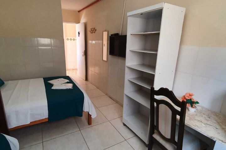 Room 7 of 37