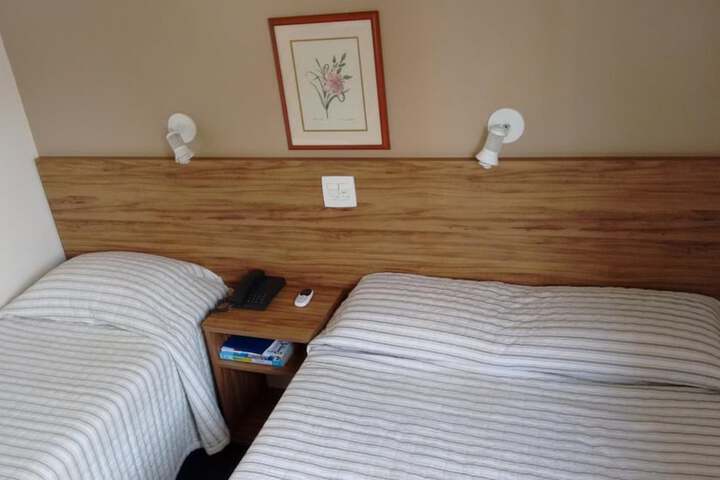 Room 7 of 44