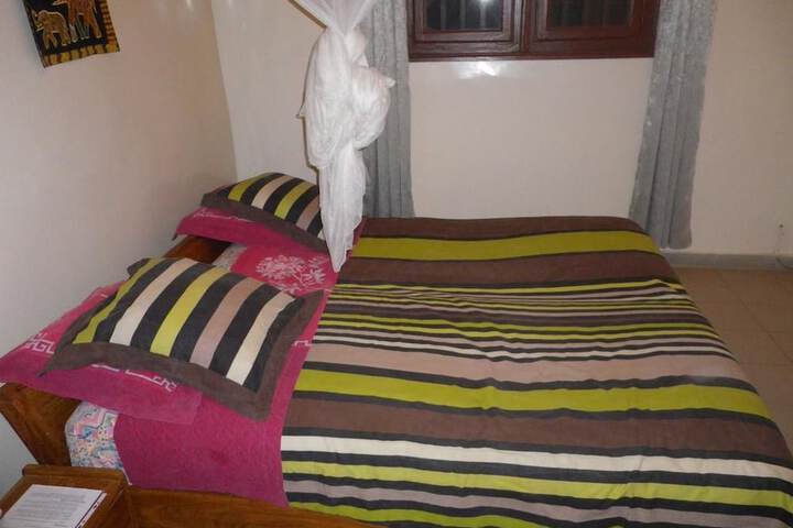 Room 3 of 20