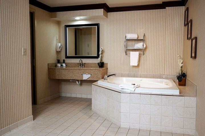Clean Restrooms