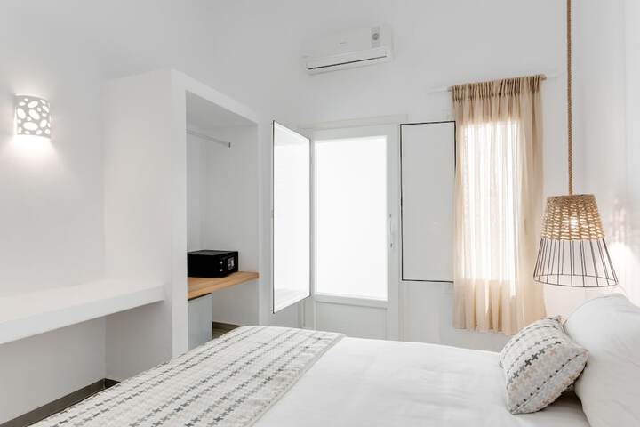 Room 10 of 66