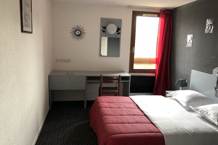 Norton Hôtel in Parigny