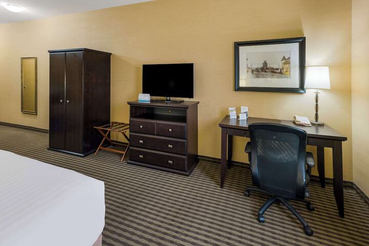 Room 26 of 58