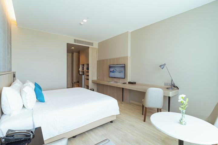 Room 14 of 49